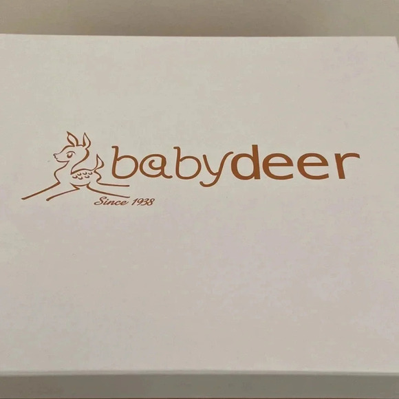 EUC Baby Deer Dress Shoe - Picture 3 of 9